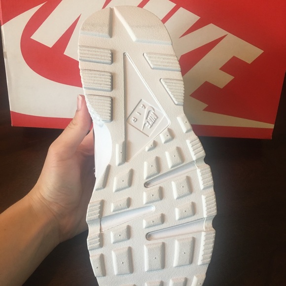 Nike Air Huarache Run sneakers - Picture 2 of 3